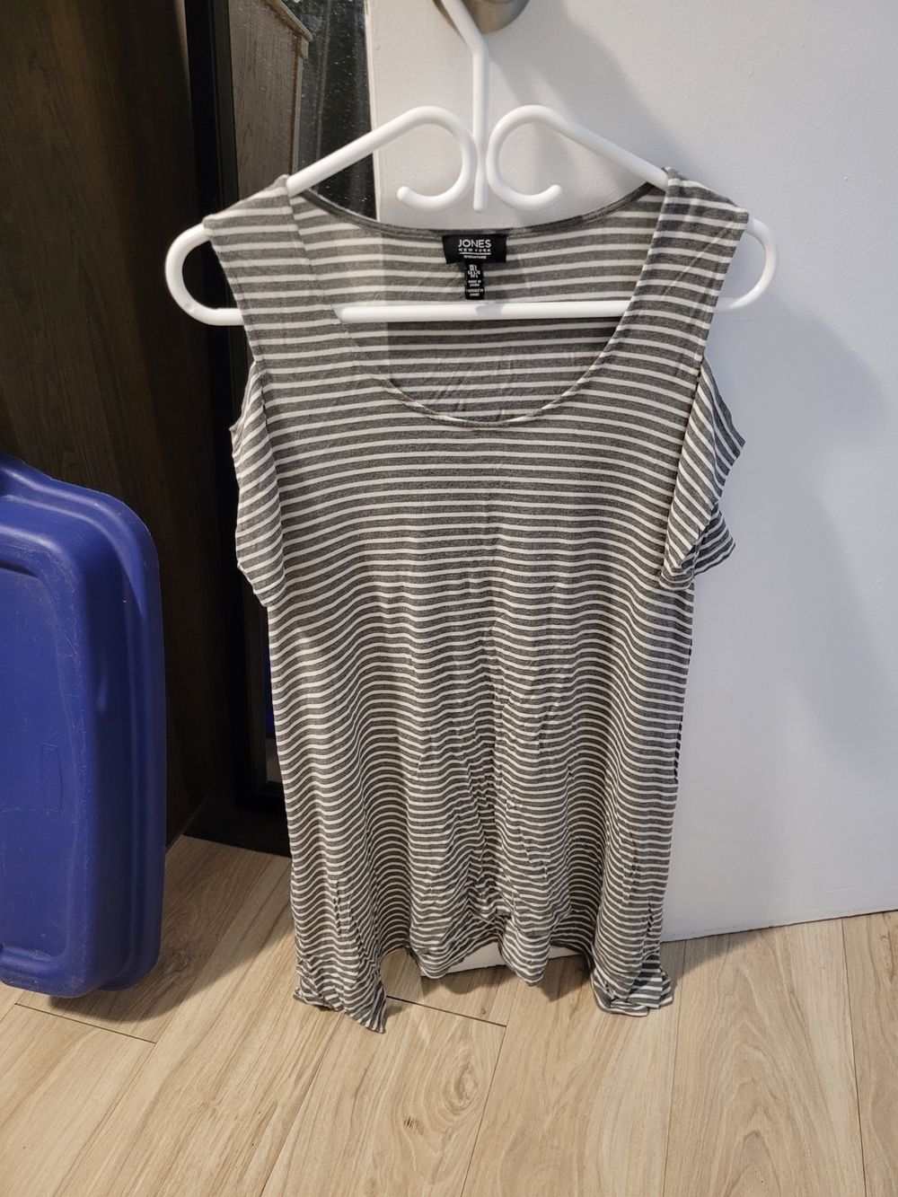 Jones New York Gray and White Striped Sleeveless Tank